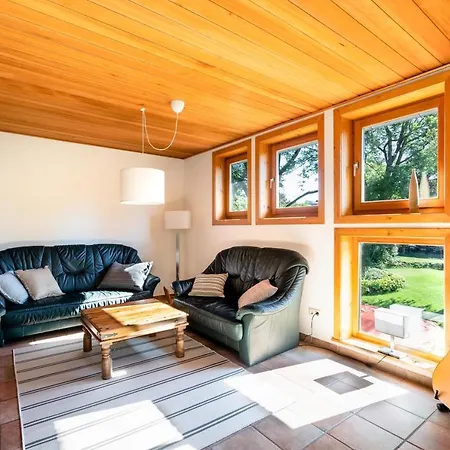 بيت للعطل Burgblick *